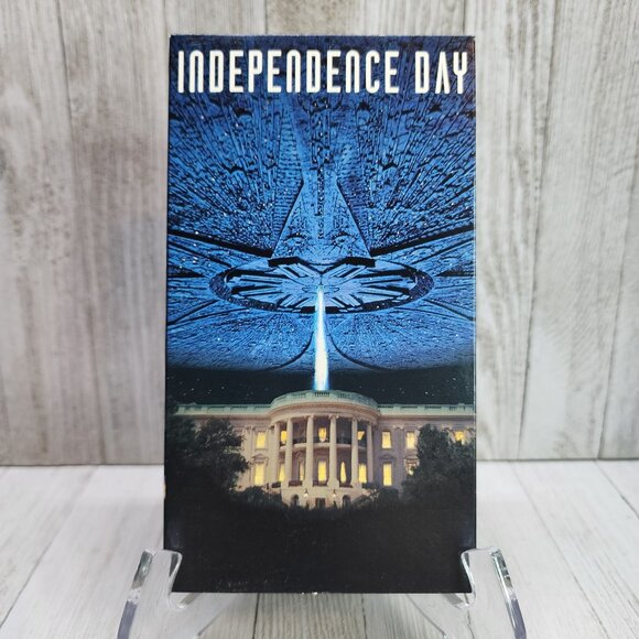Independence Day VHS Tape 1996 - Very Good Condition! - Picture 1 of 8